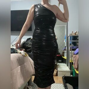 Fashion nova size L dress never worn before